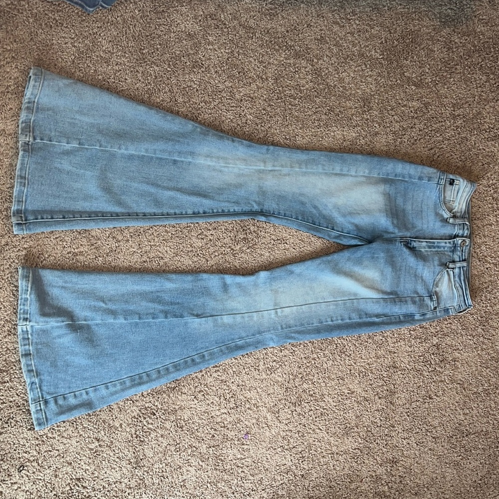 Kancan size 4 jeans